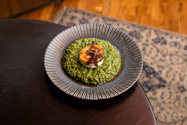 Spenótos rizottó grillezett kecskesajttal